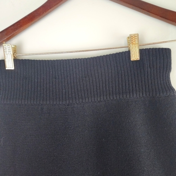 Ann Taylor Loft Black Sweater Knit Wool Blend Skirt With Zipper Pockets Size XS - Picture 4 of 6